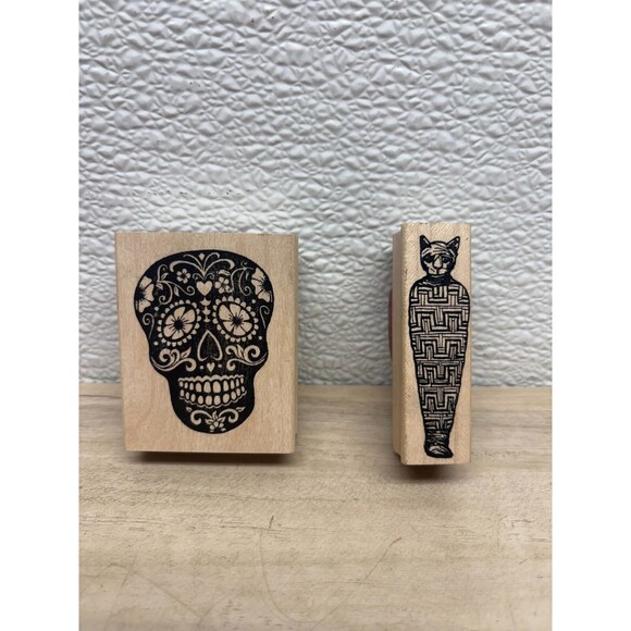 Mixed Brands Set Of 2 Wood Mounted Rubber Stamps Skull & Mummy Cat - Picture 1 of 5